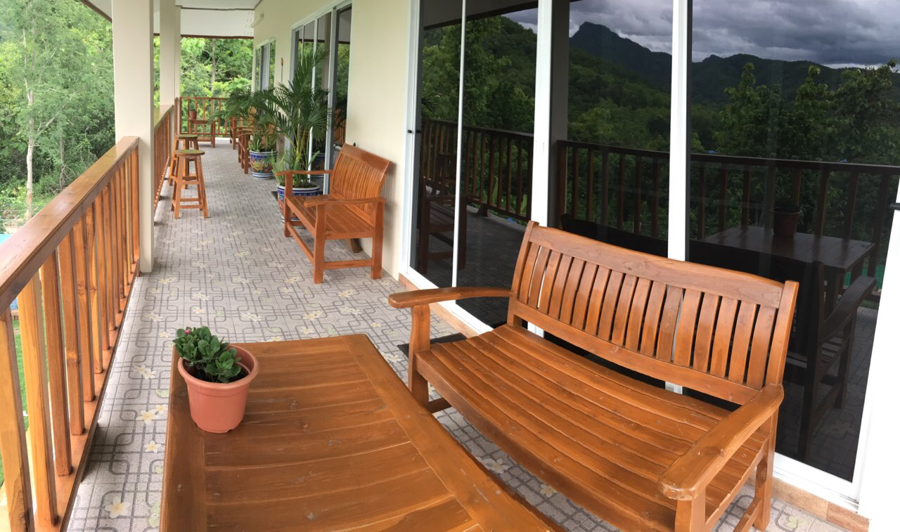 Balcony 1.png