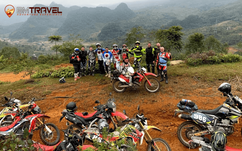 bm-travel-adventure-hoang-su-phi-ha-giang-13.png