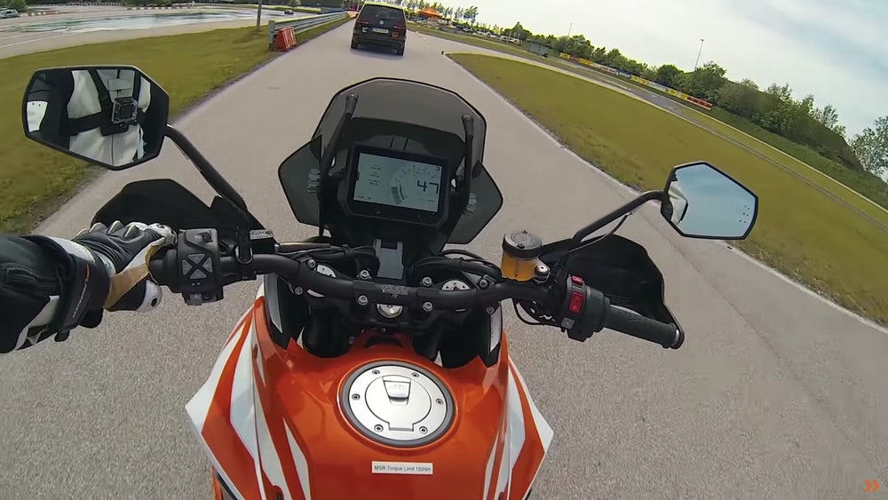 ktm-adaptive-cruise-blind-spot-6.jpeg