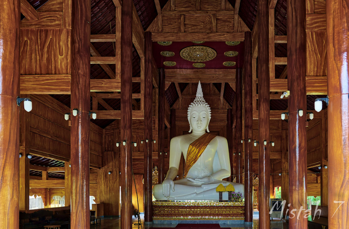 Wat Pa Hua Doi-2.JPG