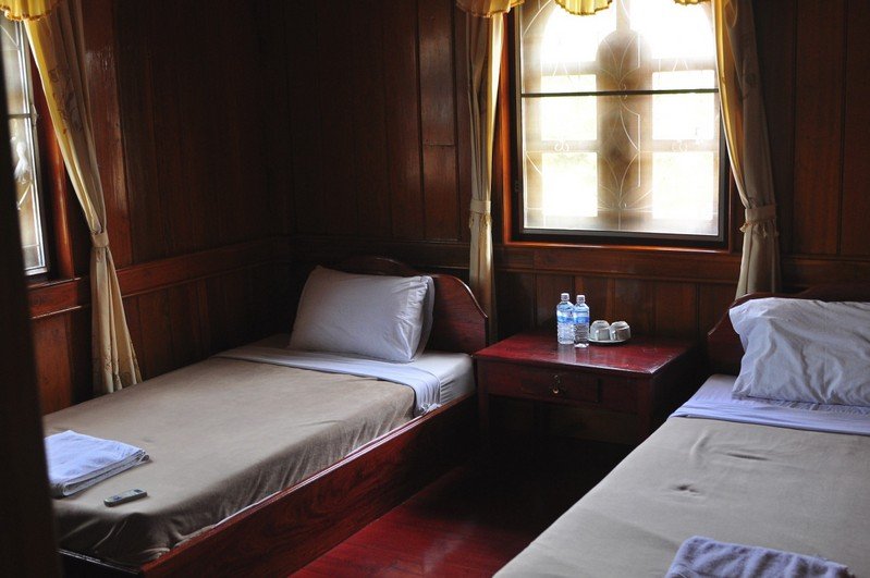 room gh phlk.jpg room gh phlk.jpg