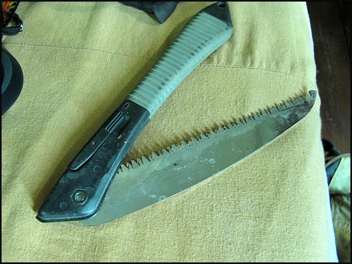 FOLDING-SAW.jpg