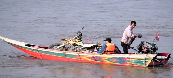 xieng kok speed boat ride600270.jpg