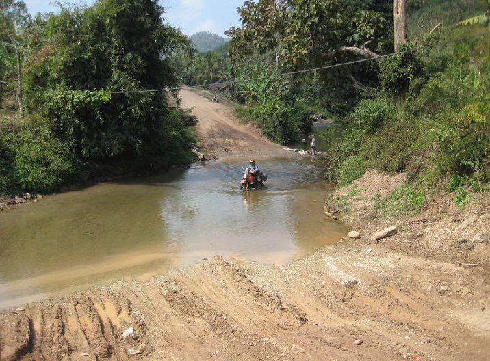 ktm river crossing with robert.jpg