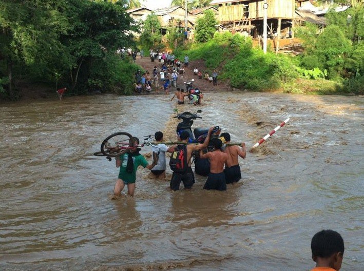 kevin river crossing to lpq 1.jpg