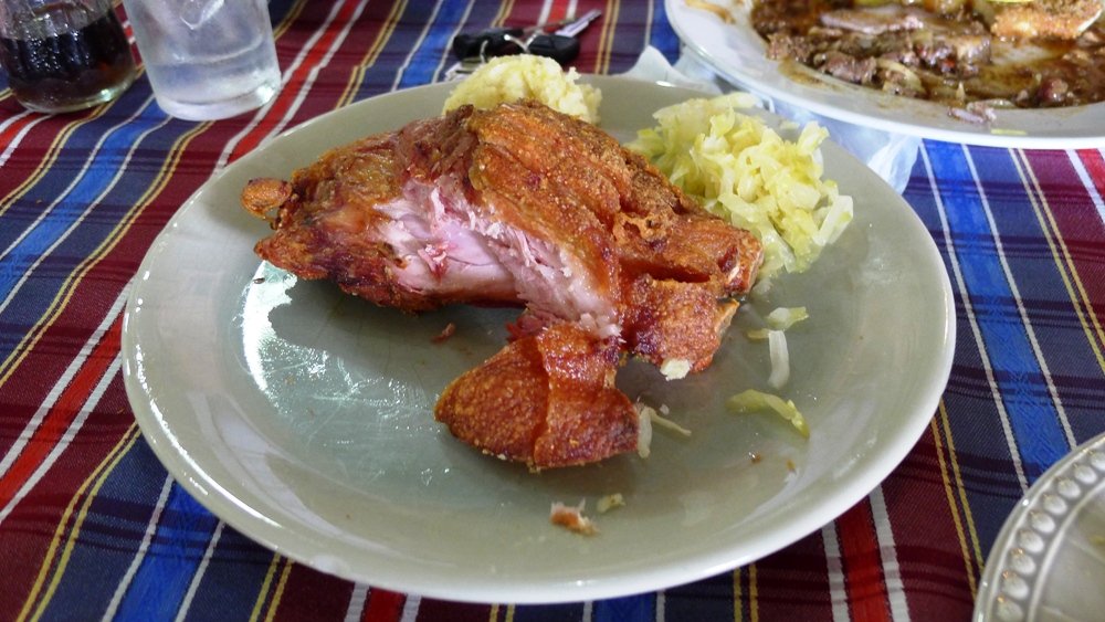 a fried pork leg 1000.jpg