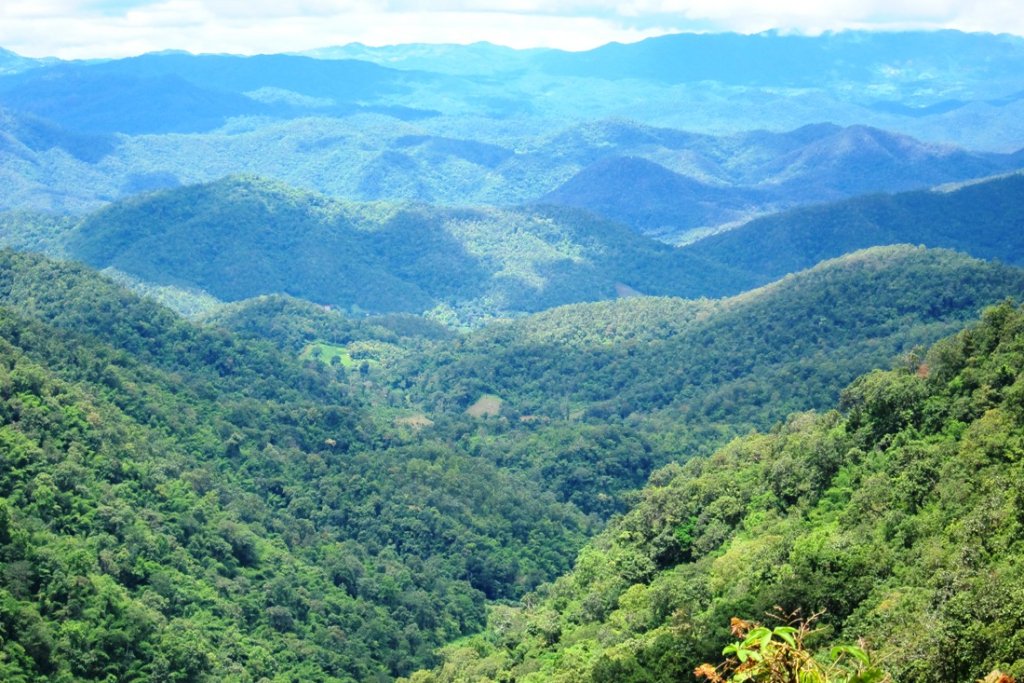 mountains 1000.jpg mountains 1000.jpg