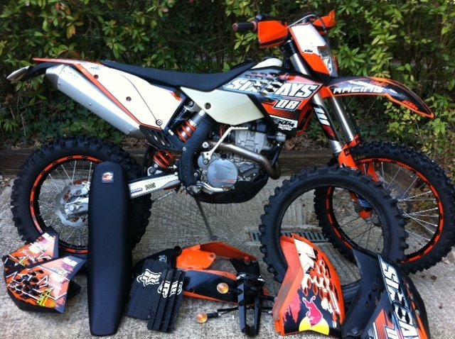 09 six days ktm.jpg