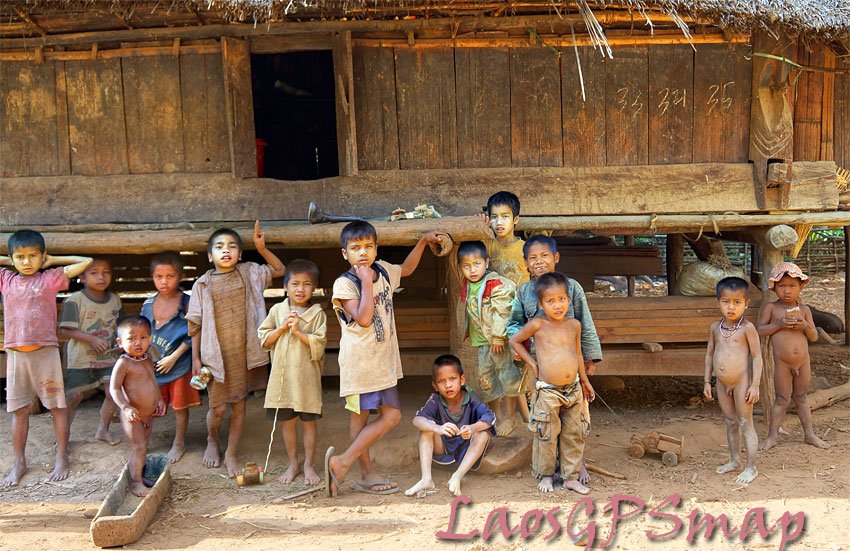 ho-chi-minh-trail-Laosl.jpg