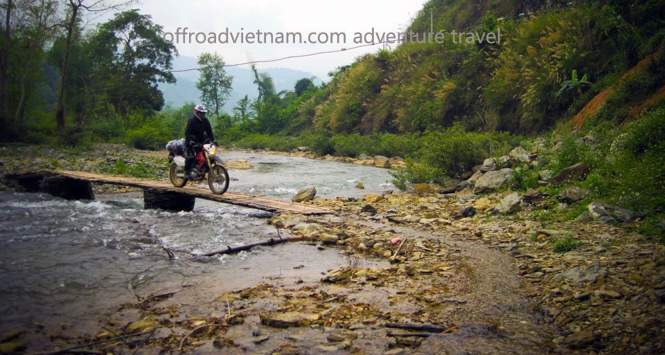 dirtbikingtourvietnam20.jpg