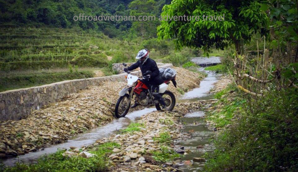 dirtbikingtourvietnam19.jpg