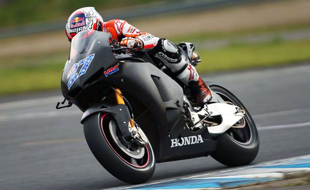 100313-casey-stoner-motogp-honda-rcv1000r-production-racer-test-f.jpg