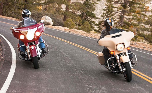 2014-Harley-Davidson-Street-Glide-Special-vs-Indian-Chieftain-f.jpg 2014-Harley-Davidson-Street-Glide-Special-vs-Indian-Chieftain-f.jpg