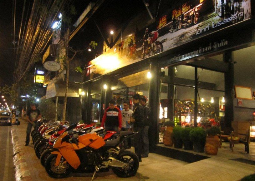 pekky prostreet bike shop 1.jpg