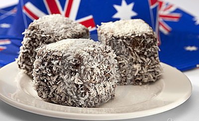 australian-lamingtons-cake-food-23620017.jpg