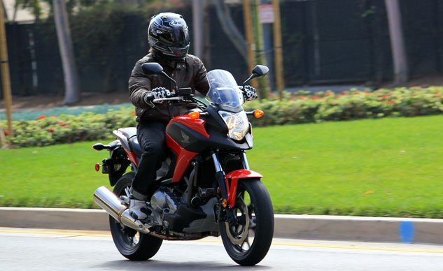 022614-2014-honda-nc700x-f.jpg