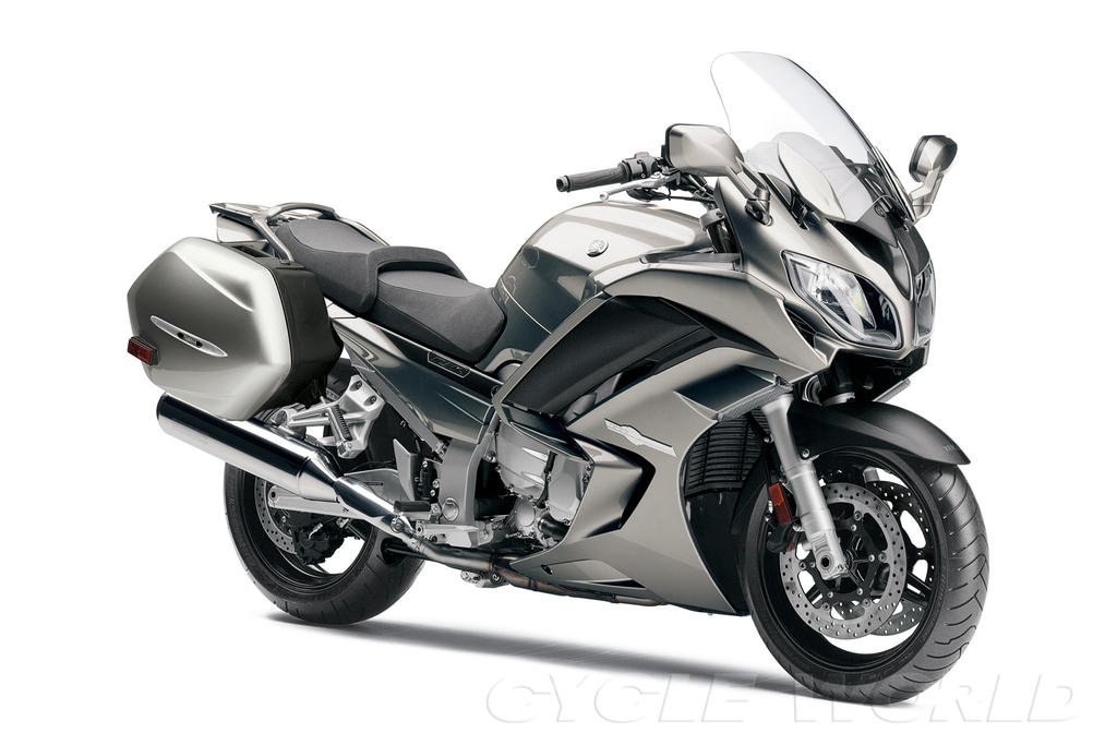 yamaha-fjr-1300_key_0.jpg