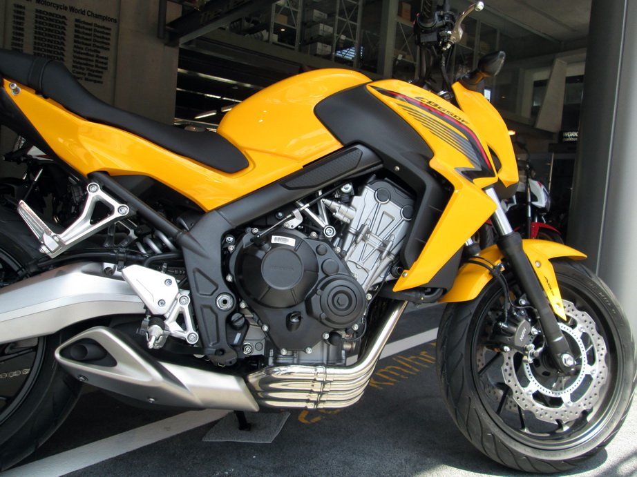 CB650F yellow 2.jpg