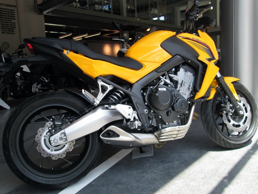 CB650F yellow 3.jpg