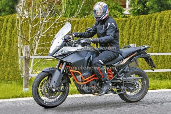 New-KTM-1190-Adventure-561x374.jpg