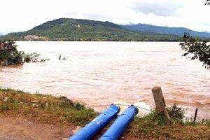 Mekong River at Pakxe.jpg