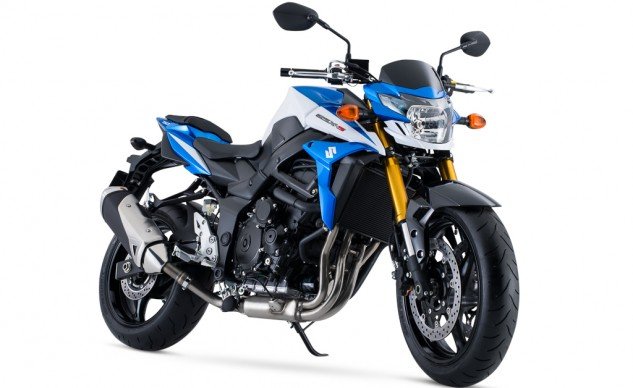 2015_GSX-S750_Blue_Dramatic_5029-633x388.jpg