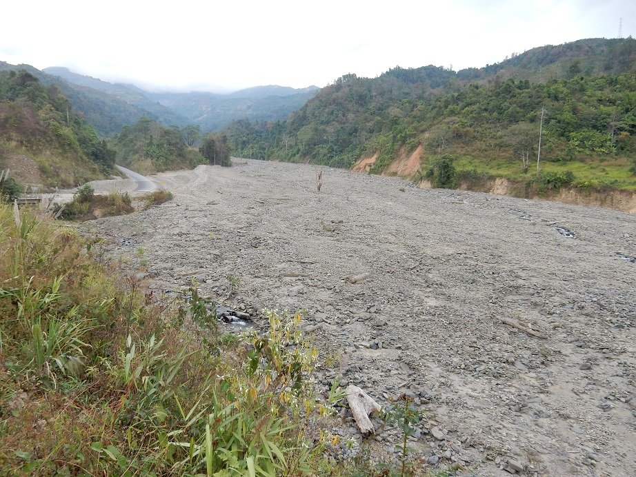 river bed.JPG river bed.JPG