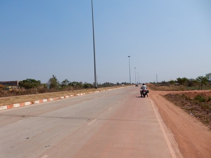 6 lane.JPG 6 lane.JPG