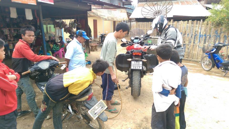 bike repair shop.jpg bike repair shop.jpg