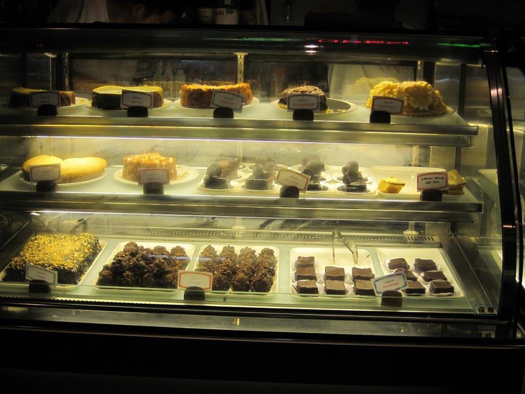 LPB cakes.jpg LPB cakes.jpg