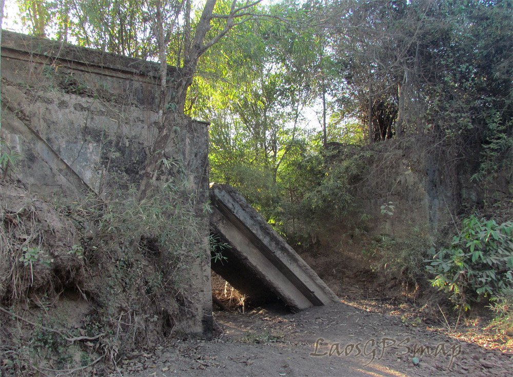 collapsed-bridge.jpg