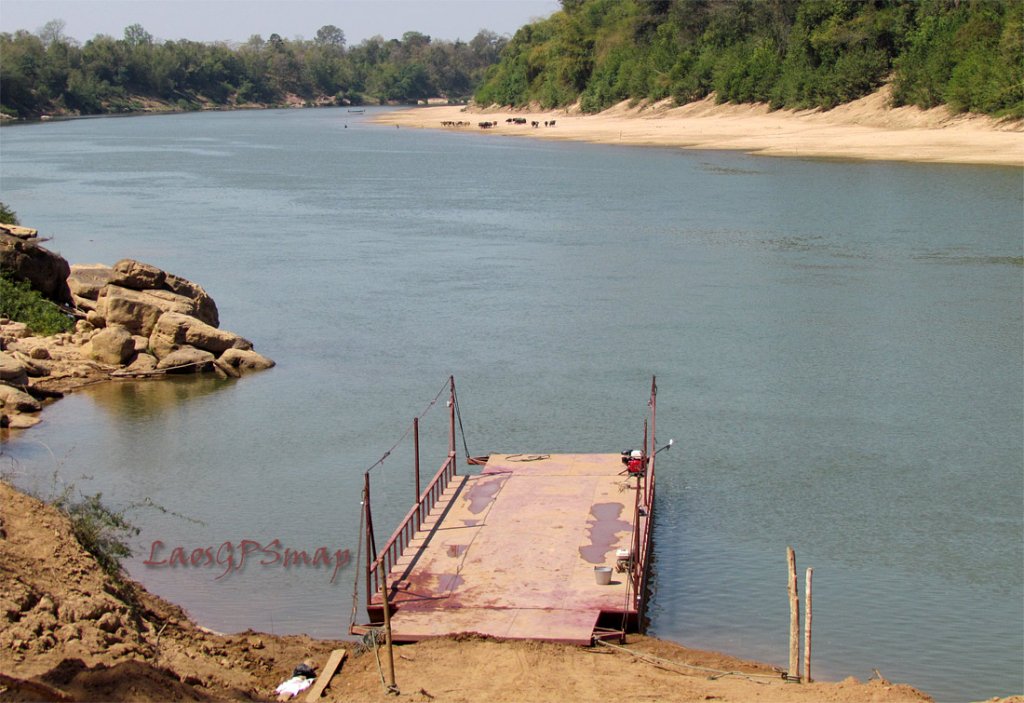 ferry.jpg