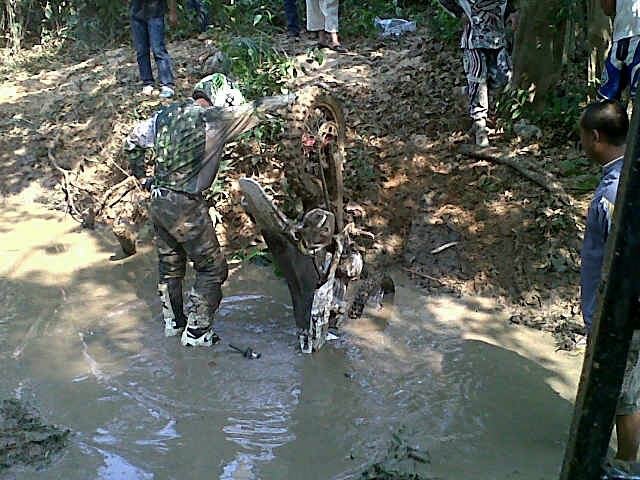 mx endo in the river.jpg
