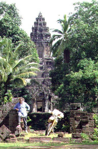 reed ankor wat cambodia.jpg