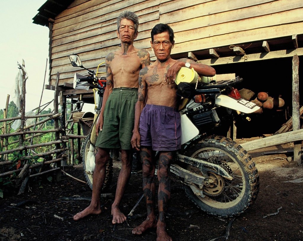 reed headhunters of borneo.jpg