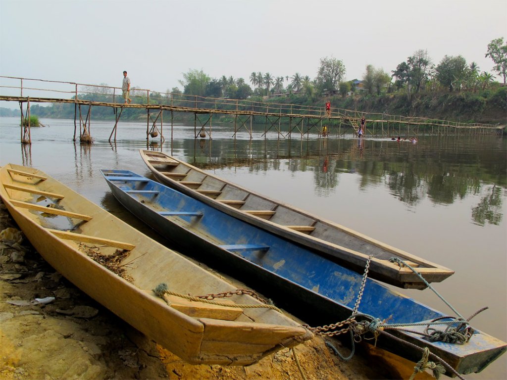 boats-and-bridge.jpg