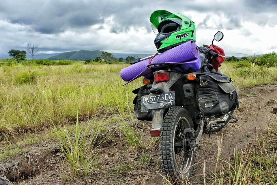 Riding around near Tambora.jpg Riding around near Tambora.jpg