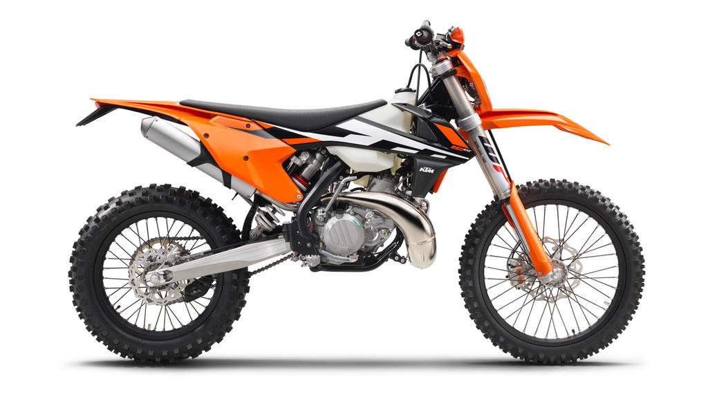 KTM-2017-250-EXC_90_right_1200.jpg