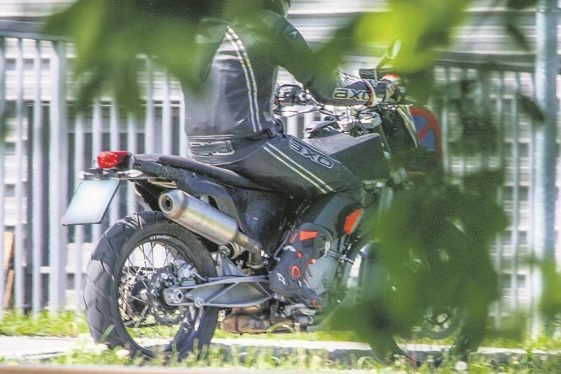 ktm-800-adventure-rear-561x374.jpg ktm-800-adventure-rear-561x374.jpg