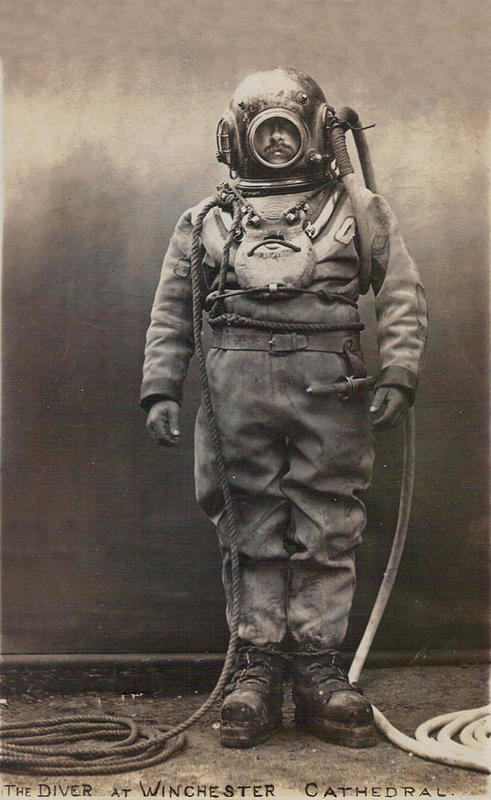 Diver at the Cathedral 1900's.jpg