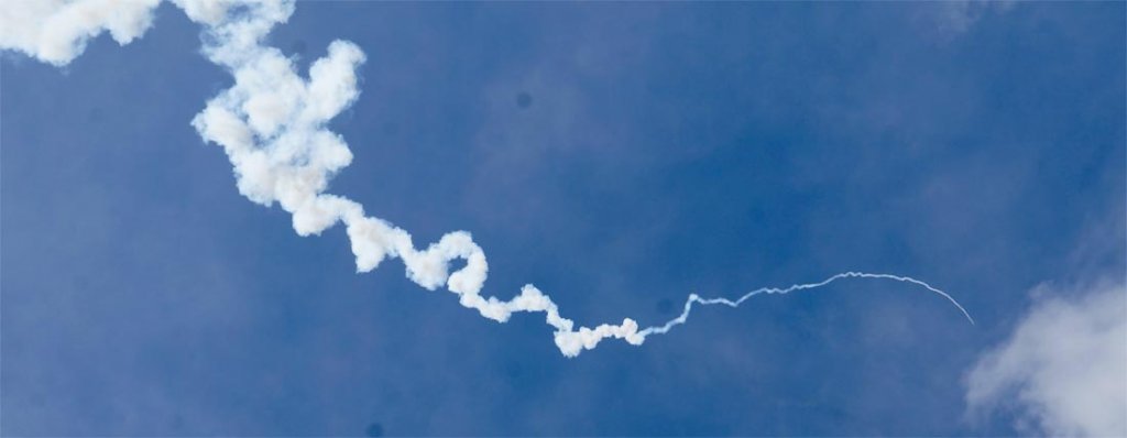 rocket-trail.jpg