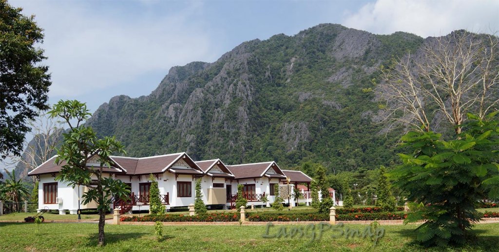 vangvieng-resort.jpg