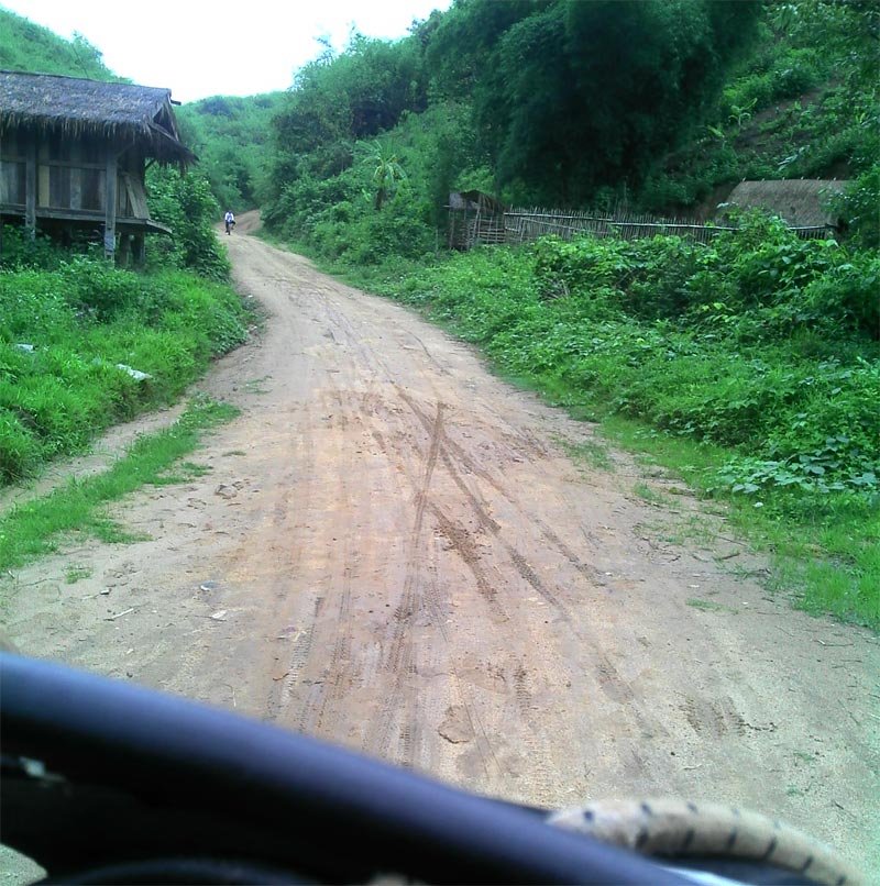 Nakang-road.jpg