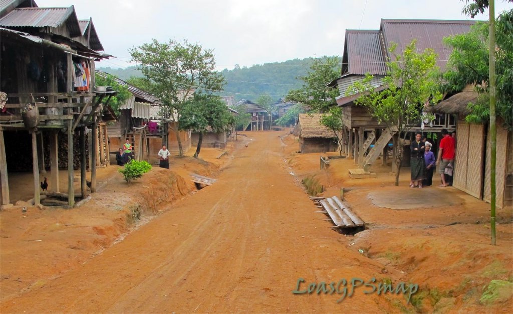 Nakang-street.jpg