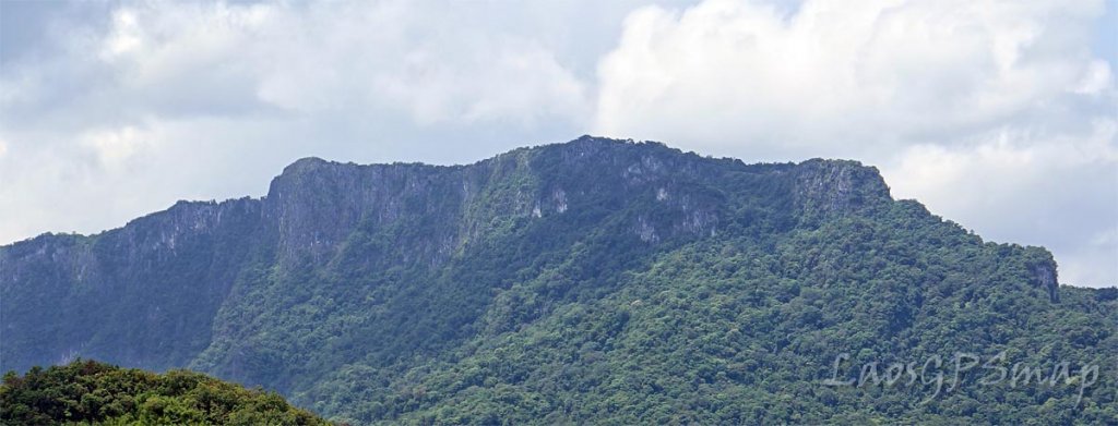 Phou-Phati-mountain.jpg