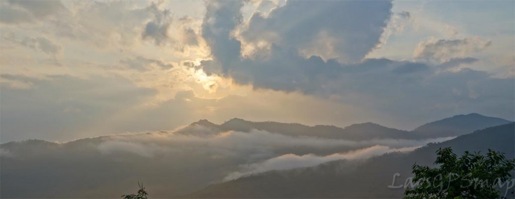sunrise.jpg sunrise.jpg