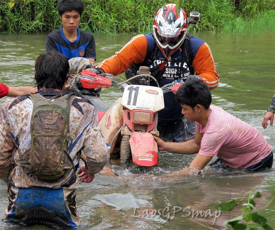 river-cross-2.jpg