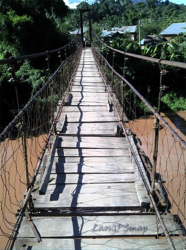 small-bridge.jpg