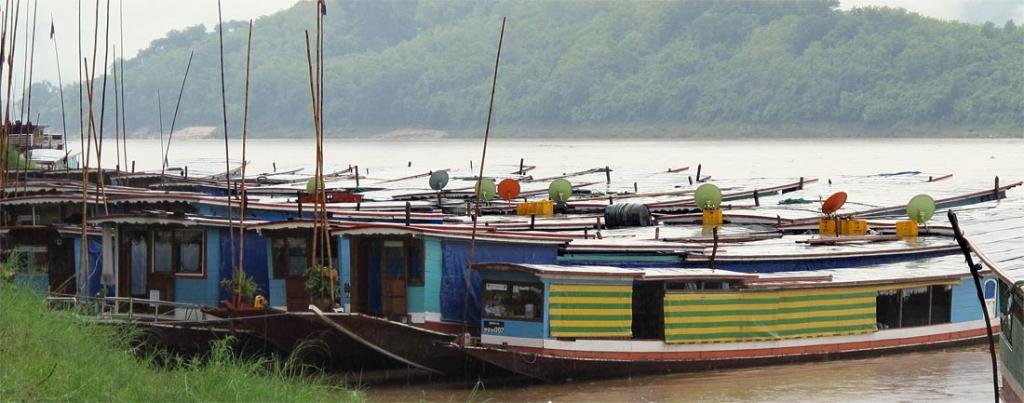 boats-rain.jpg