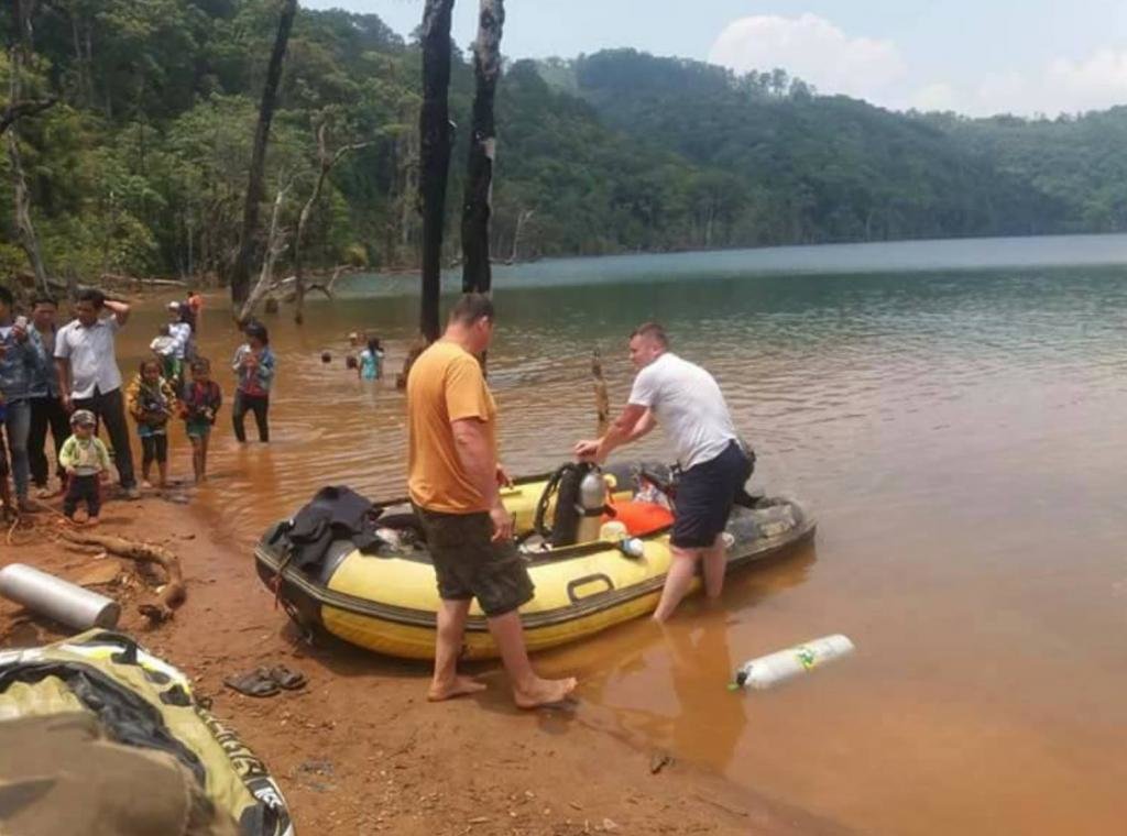 Nong Fa Lake diving.jpg